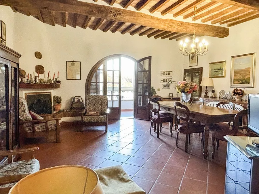 Stue med udgang til loggia